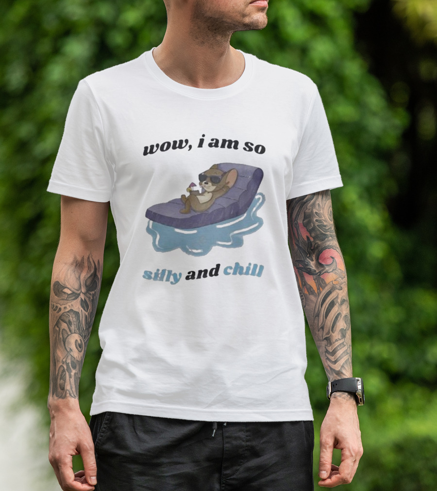 Wow I Am So Silly And Chill Relaxing Sunglasses Pool Float Mouse T-Shirt