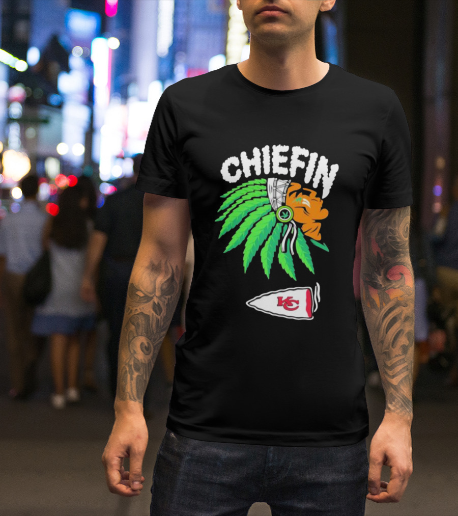 Kansas City Chiefs Chiefin Native Headdress Football T-Shirt