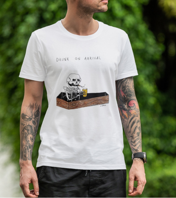 Matt Gray Drunk On Arrival Skeleton In Coffin Holding Drink T-Shirt