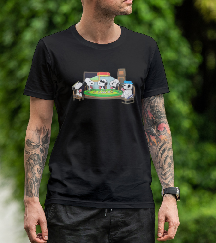 Scott Cawthon Peanuts Snoopy Playing Poker Scene T-Shirt