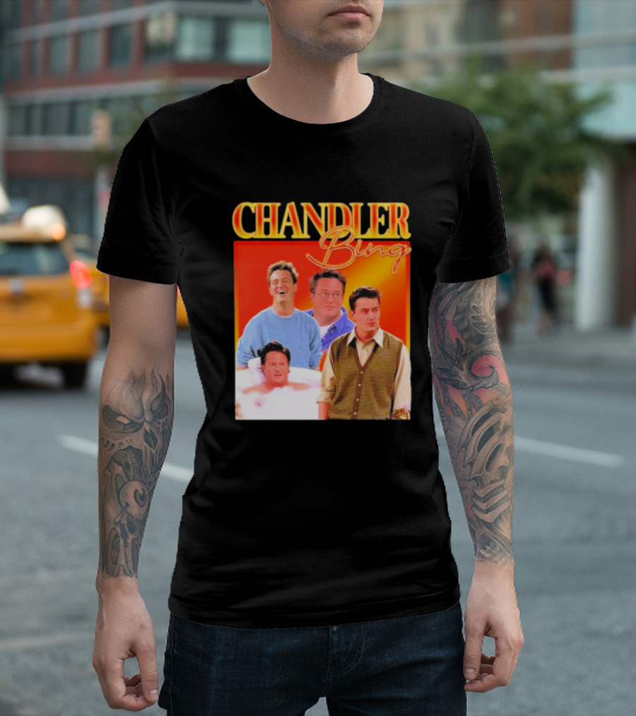 CHANDLER BING MADDNESS SHOP HOMAGE T-Shirt