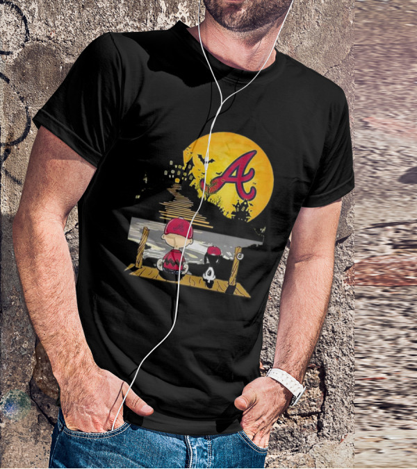 Snoopy Charlie Brown Atlanta Braves Halloween Under Moon T-Shirt