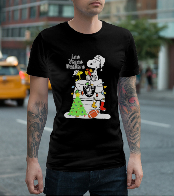 Las Vegas Raiders NFL Christmas Snoopy And Woodstock With Tree And Football T-Shirt
