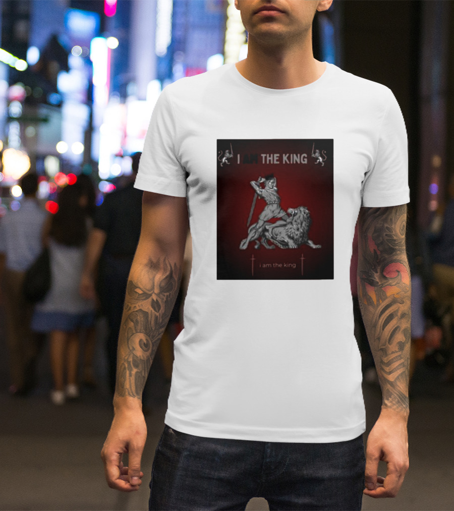 Man Attacking Lion I Am The King With Swords And Lion Symbols T-Shirt