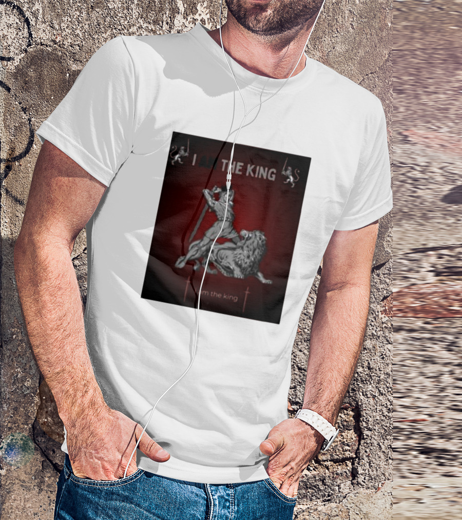 Man Attacking Lion I Am The King With Swords And Lion Symbols T-Shirt
