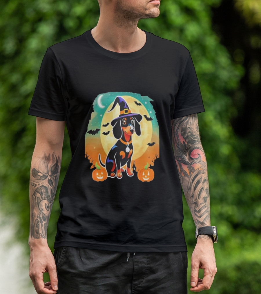 Dachshund Dog Witch Hat Moon Bats Pumpkins T-Shirt