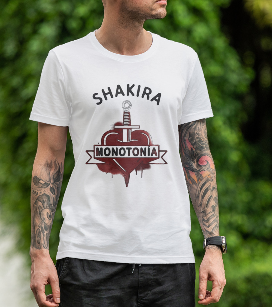 Shakira Monotonía Heart And Sword T-Shirt