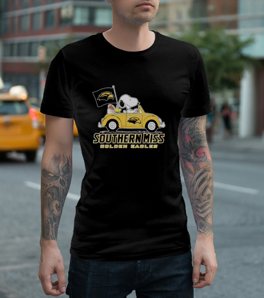 Southern Miss Golden Eagles Snoopy and Woodstock Driving Car T-Shirt