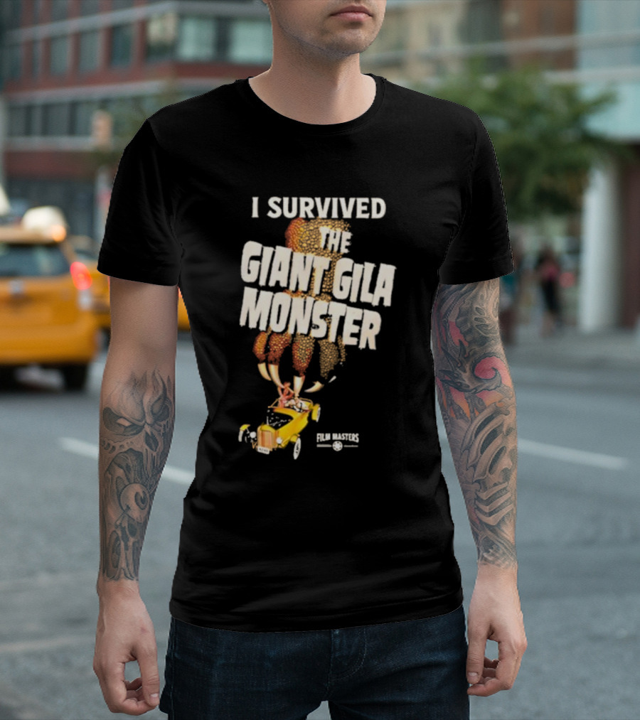 I Survived The Giant Gila Monster Film Masters Vintage Car Scene T-Shirt