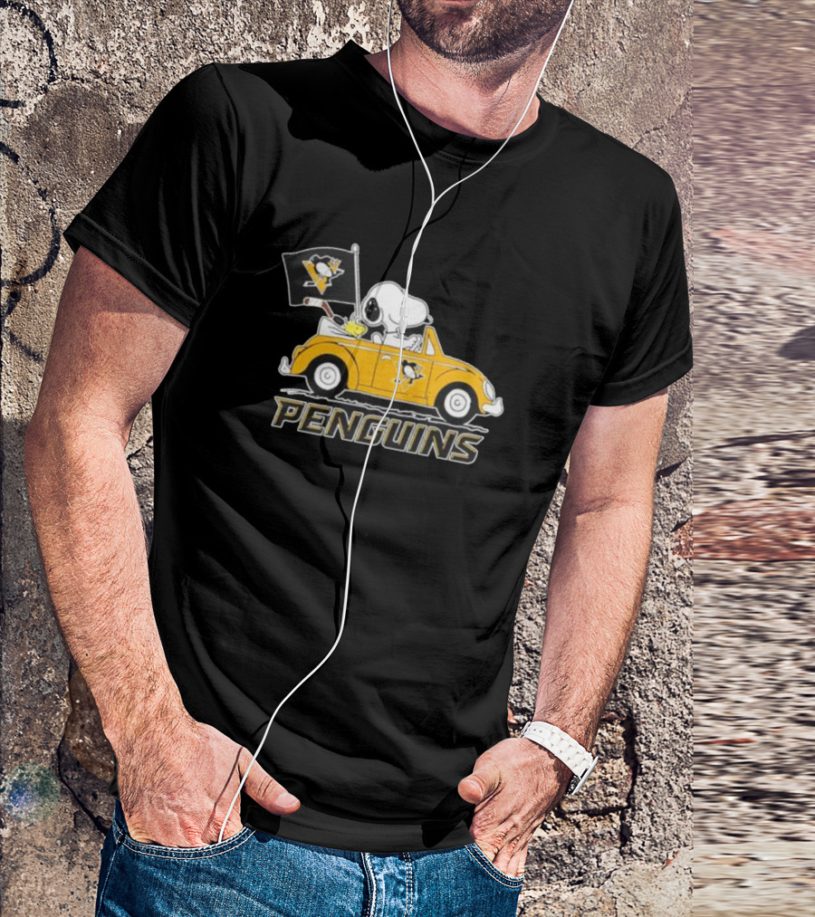 Peanuts Snoopy Woodstock Pittsburgh Penguins Driving Car Flag T-Shirt