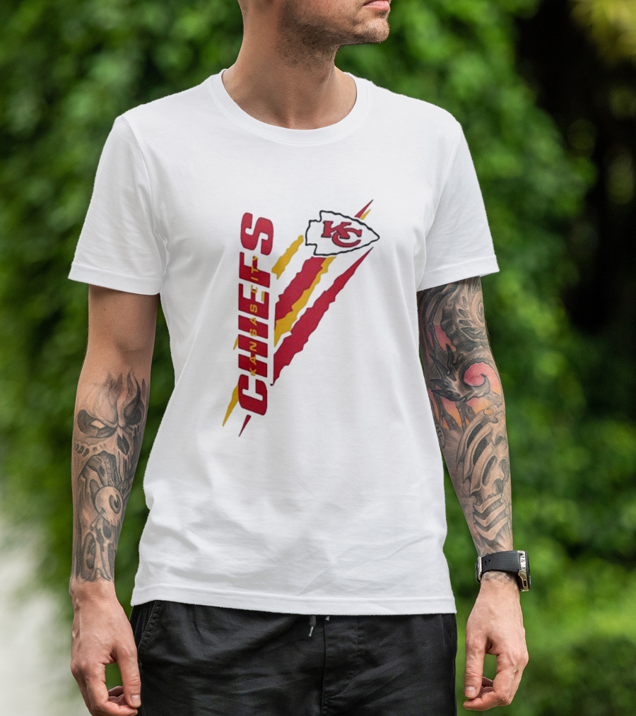 Kansas City Chiefs KC Red Yellow Scratch Design Starter T-Shirt