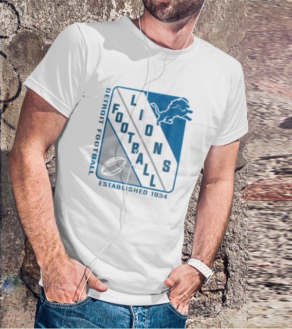 Detroit Lions Football Shield Established 1934 Iconic T-Shirt