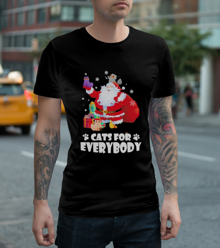 Santa Claus with Gift Cats for Everybody Fun Christmas T-Shirt