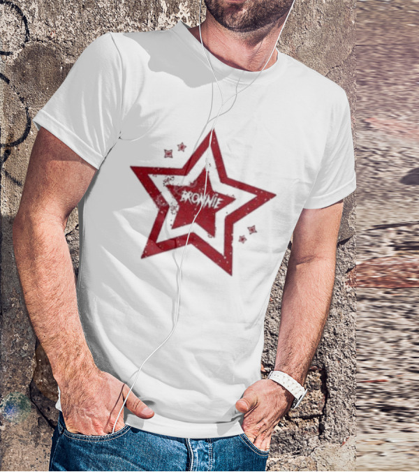 Bronnie Red Star Pattern Vintage T-Shirt
