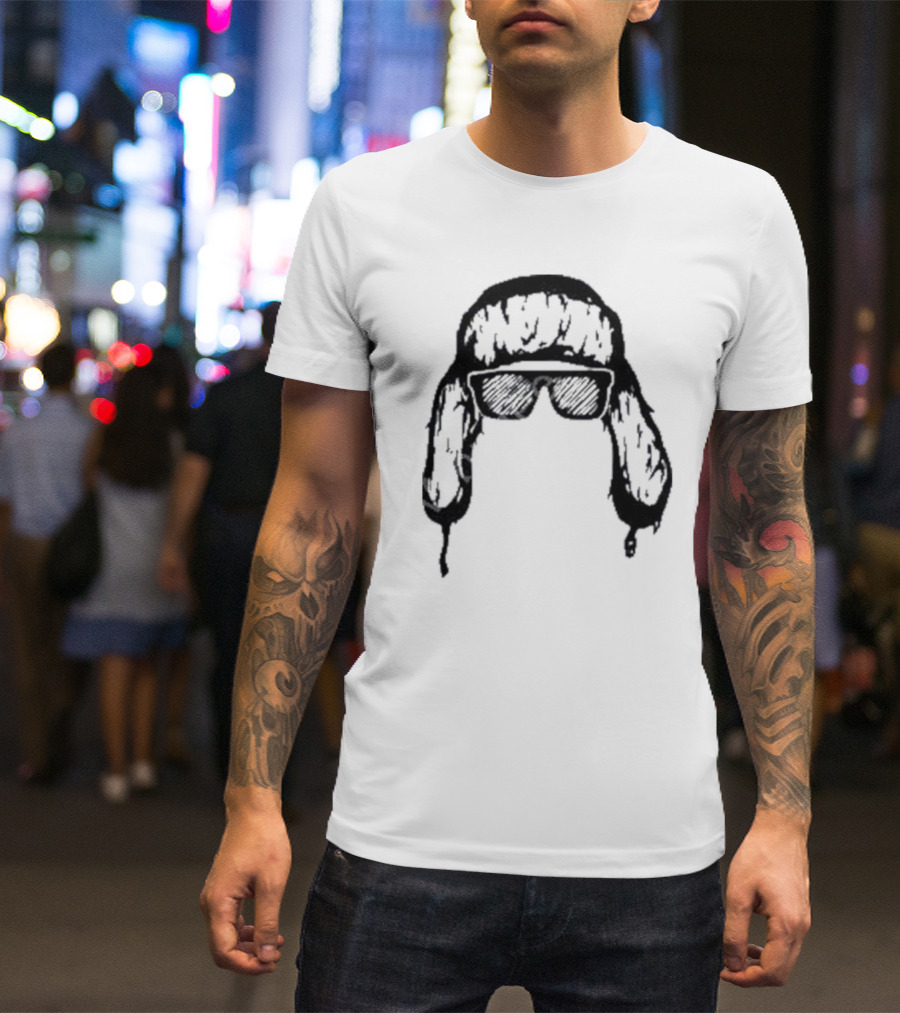 Hooja Karvalakki Fur Hat With Sunglasses T-Shirt