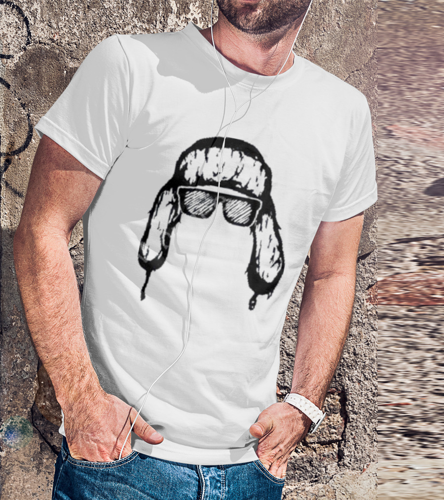 Hooja Karvalakki Fur Hat With Sunglasses T-Shirt