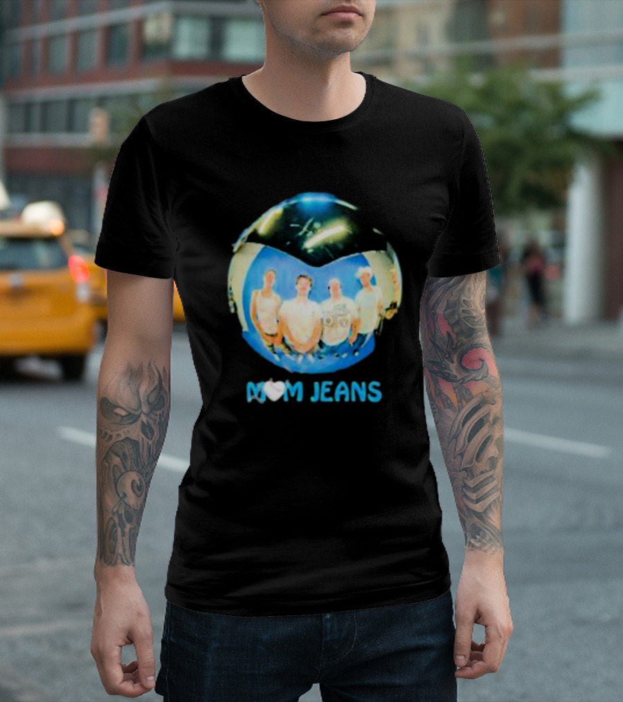 Mom Jeans Band Fisheye Group Photo Orb T-Shirt