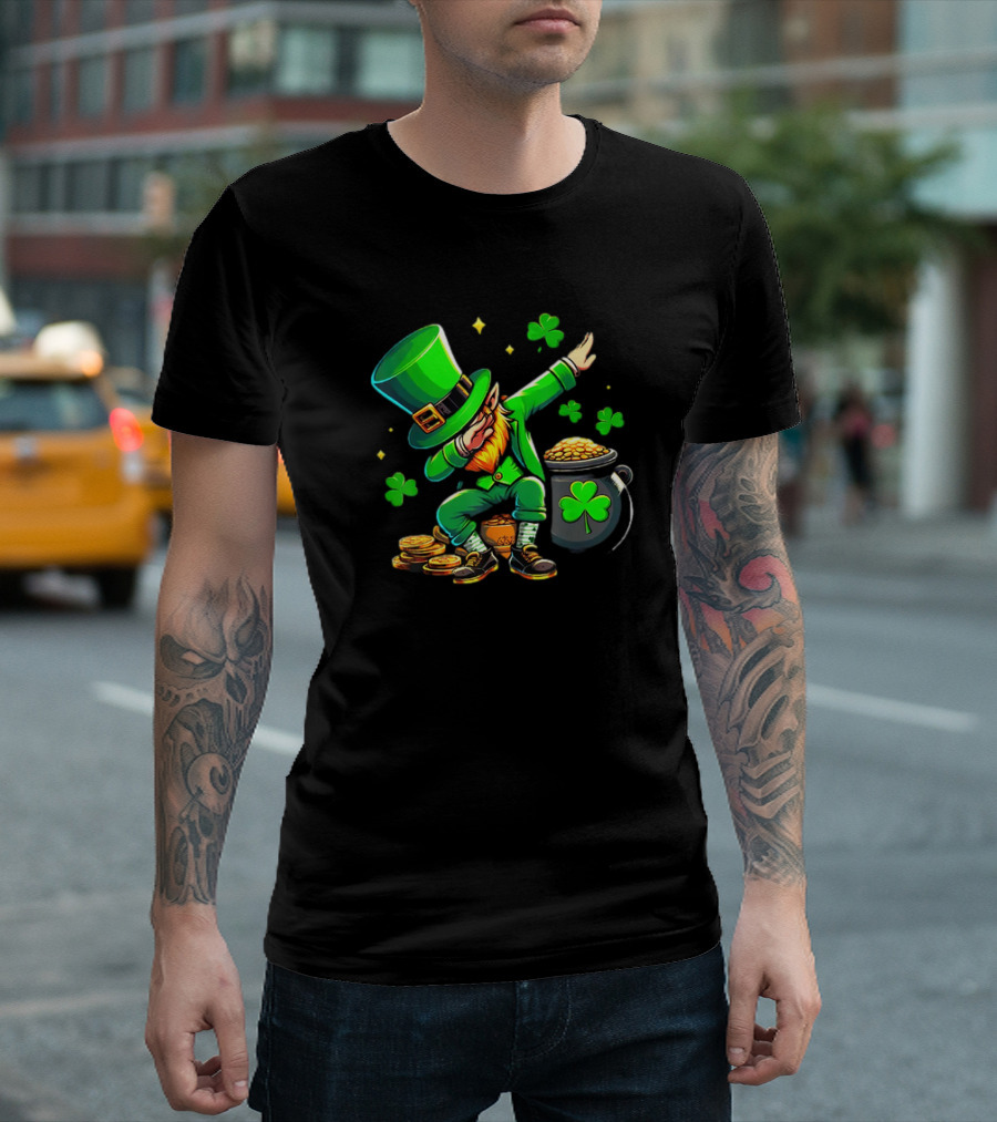 St Patricks Day Dabbing Leprechaun With Pot Of Gold And Shamrocks T-Shirt