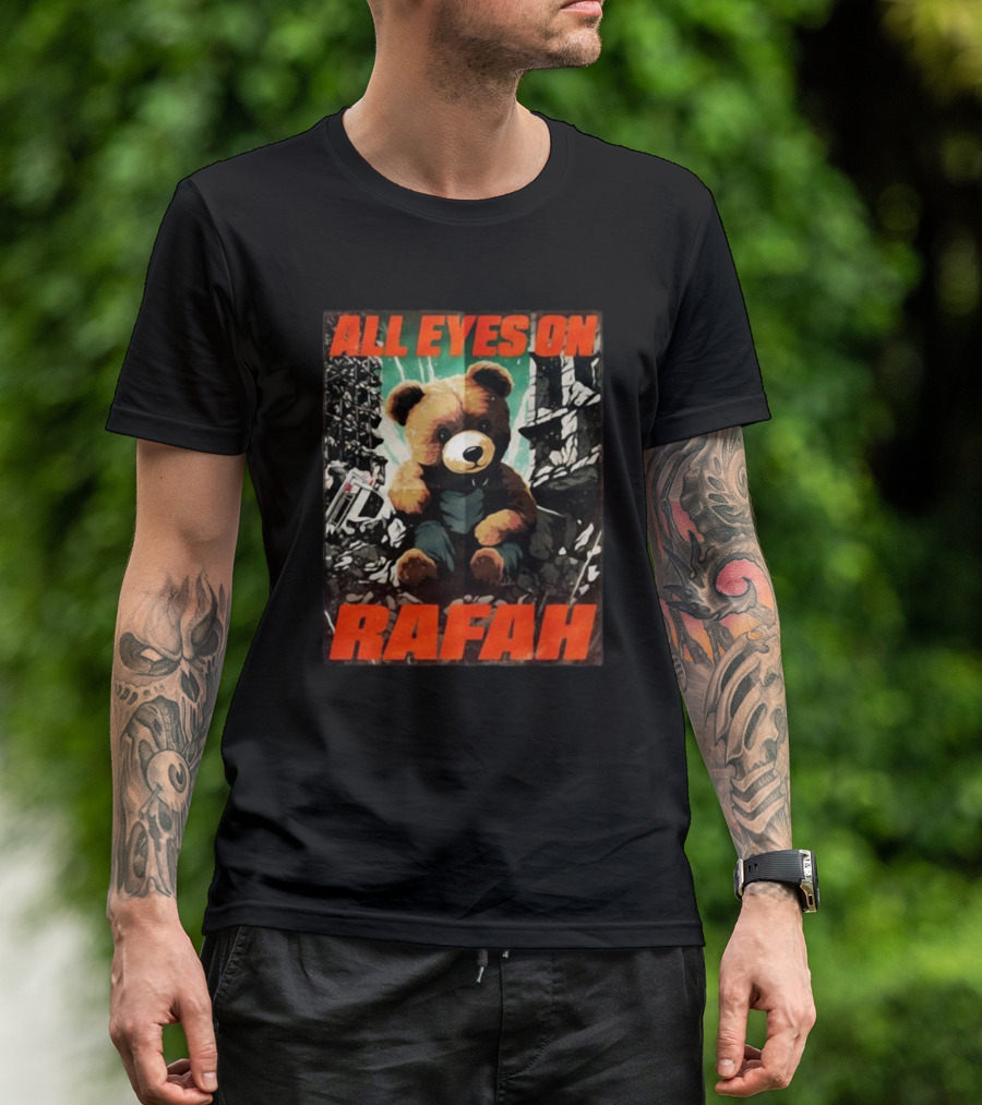 All Eyes On Rafah Bear Amidst Urban Rubble T-Shirt