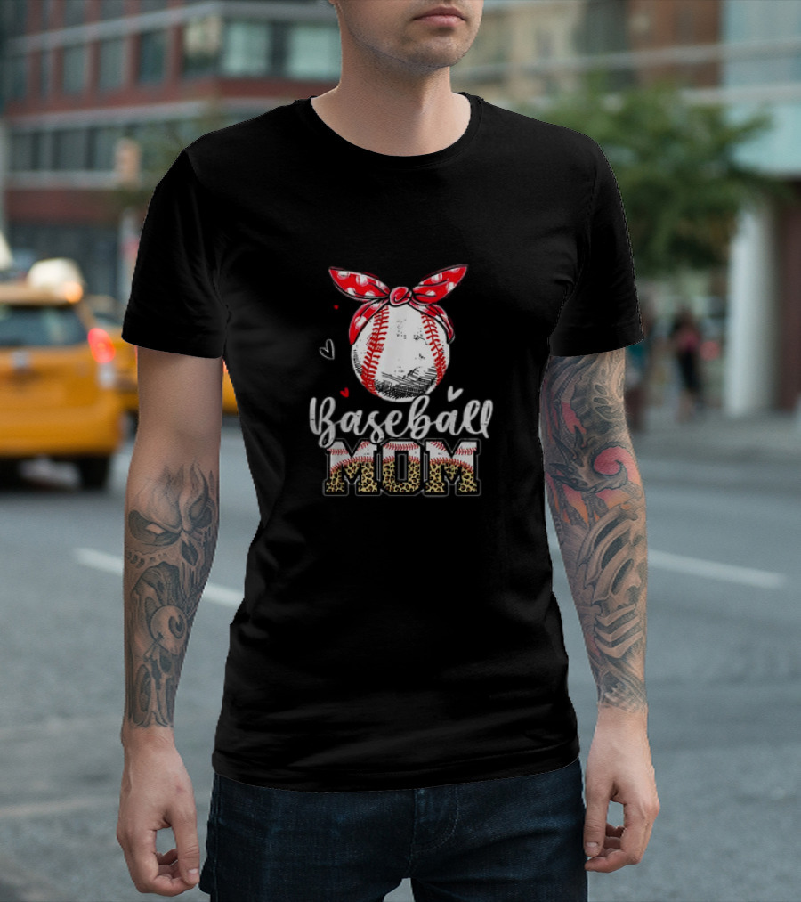 Leopard Baseball Mom Red Headband Baseball Ball Mother's Day Mama T-Shirt