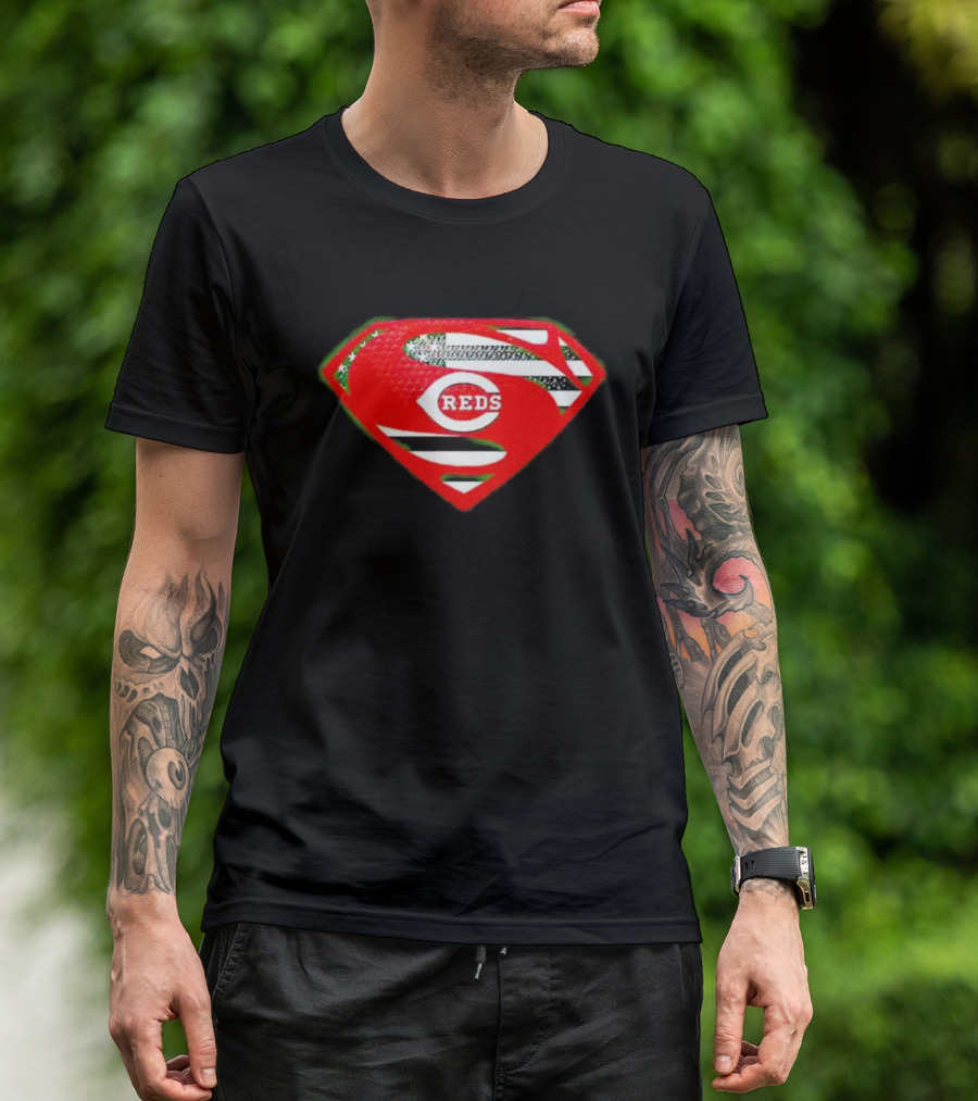 Cincinnati Reds Superman Shield USA Flag T-Shirt