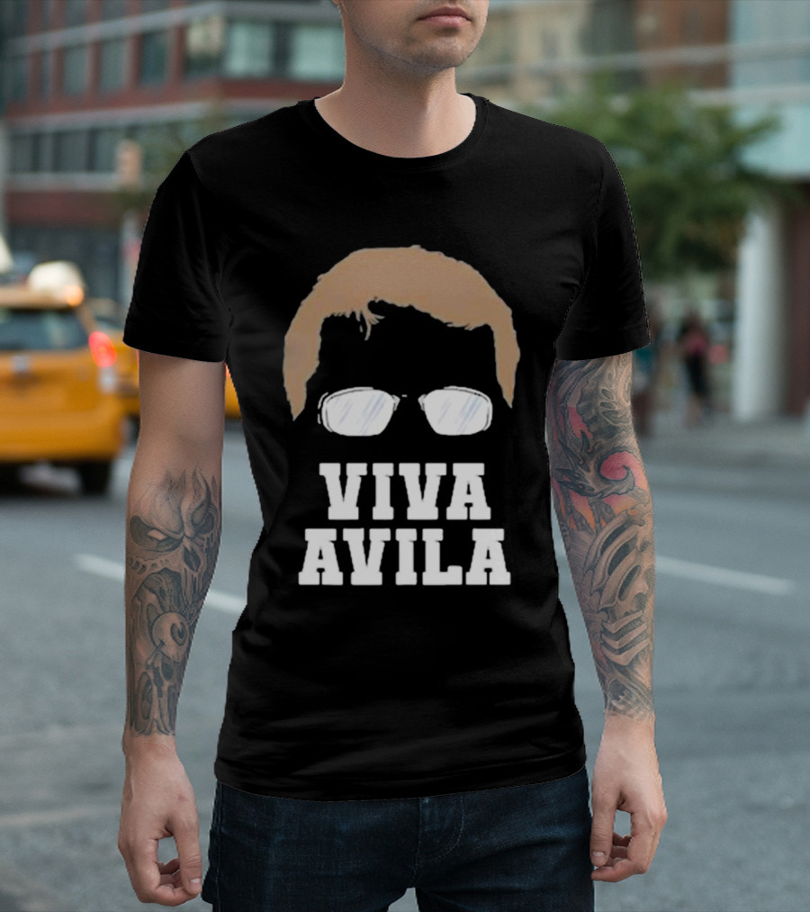 Viva Avila Glasses Face T-Shirt