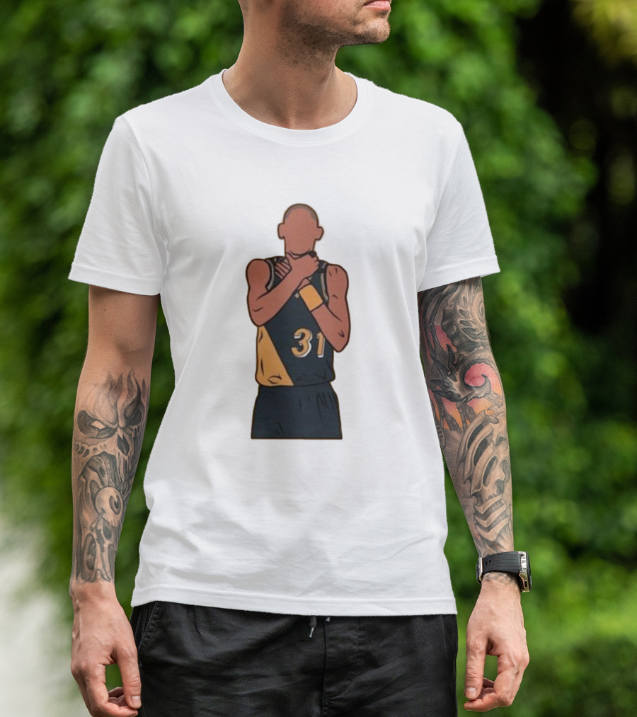 Reggie Miller Choke Gesture Number 31 Basketball T-Shirt