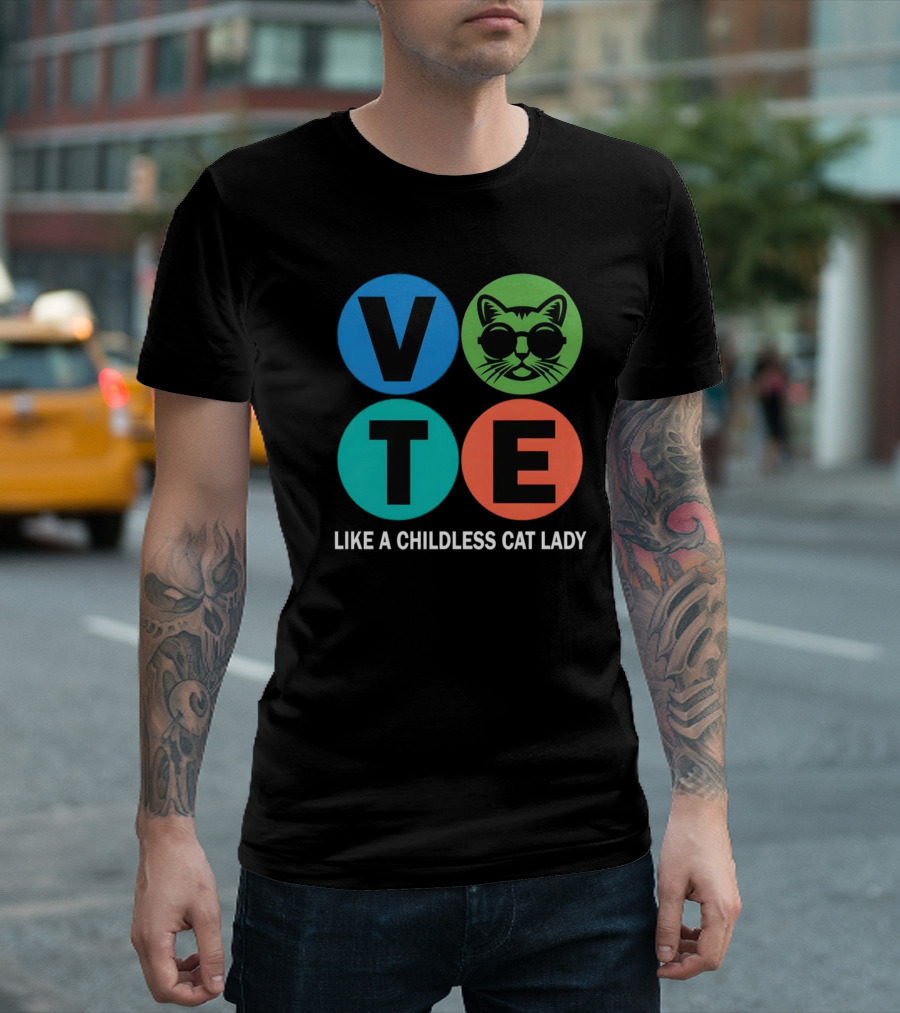 Vote Like A Childless Cat Lady Retro Circle Cat Face T-Shirt
