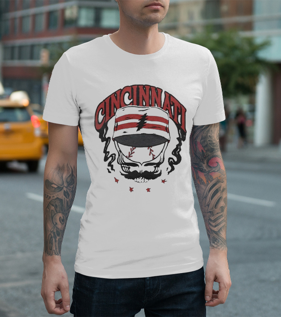 Cincinnati Reds Grateful Dead Skull Collaboration T-Shirt