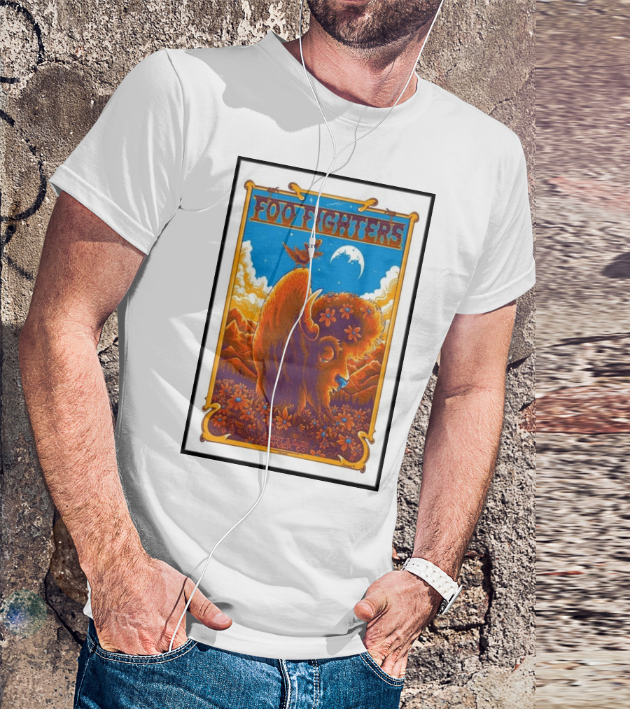 Foo Fighters Denver CO 8 3 24 Buffalo And Birds At Empower Field At Mile High T-Shirt