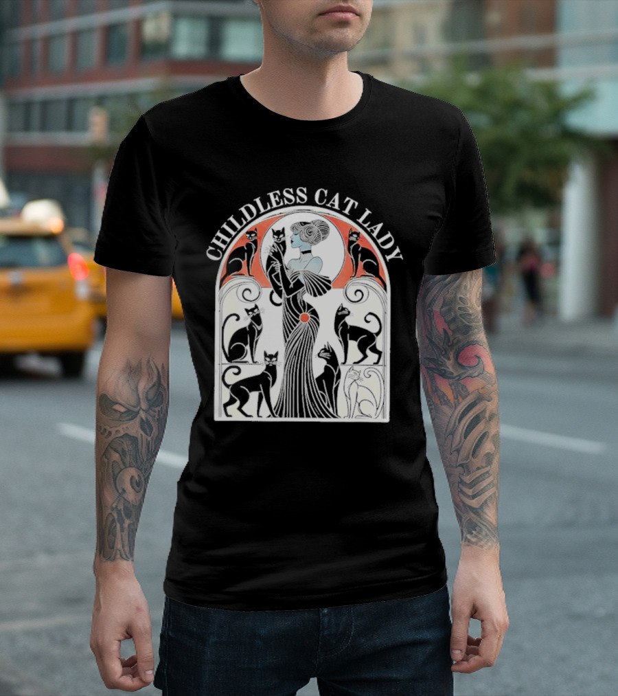 CHILDLESS CAT LADY Deco Style with Elegant Cats and Lady T-Shirt