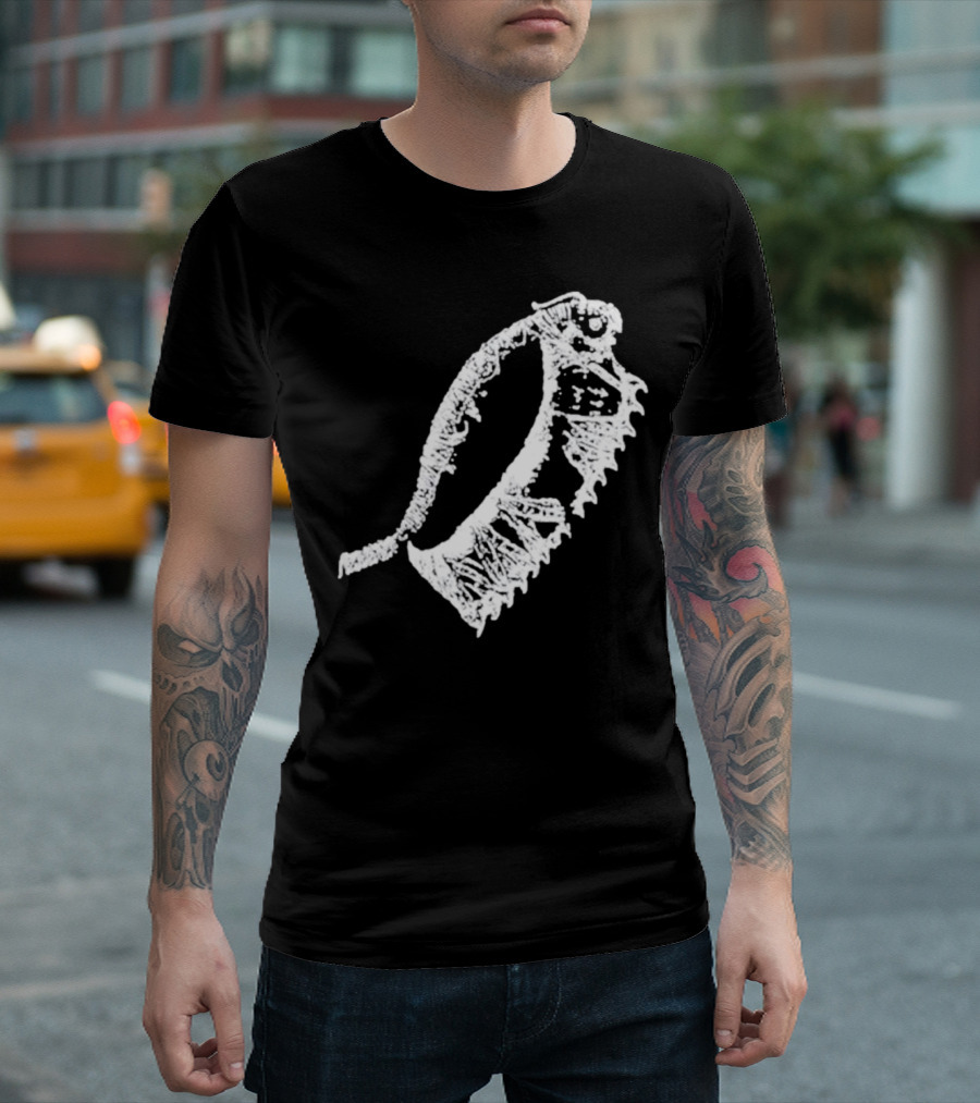 Insert Coin Bloodborne Saw Cleaver T-Shirt