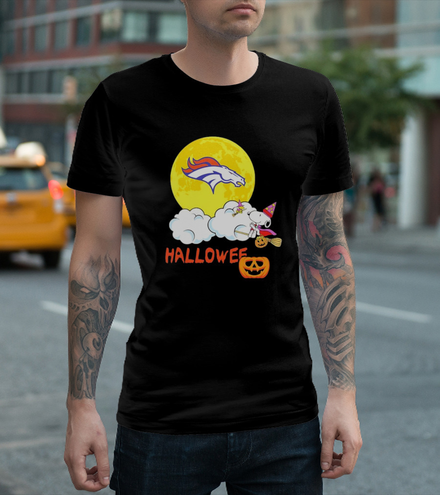 Snoopy Denver Broncos NFL Halloween 2024 Moon Pumpkin Magic T-Shirt
