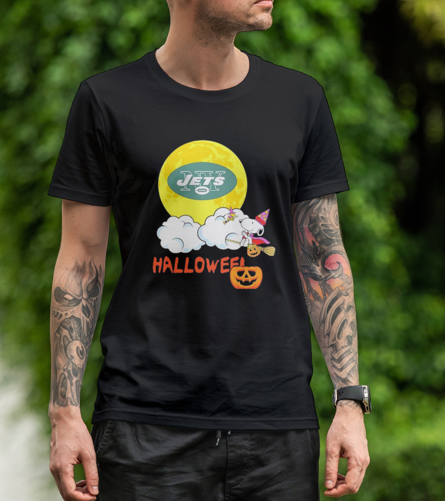 Snoopy Jets NFL Halloween 2024 Moon Pumpkin Clouds T-Shirt