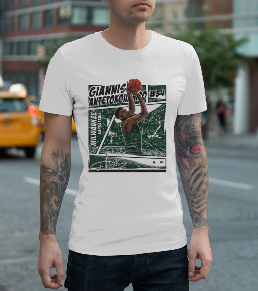 Giannis Antetokounmpo #34 Milwaukee Bucks Basketball Comic Signature Dunk Scene T-Shirt