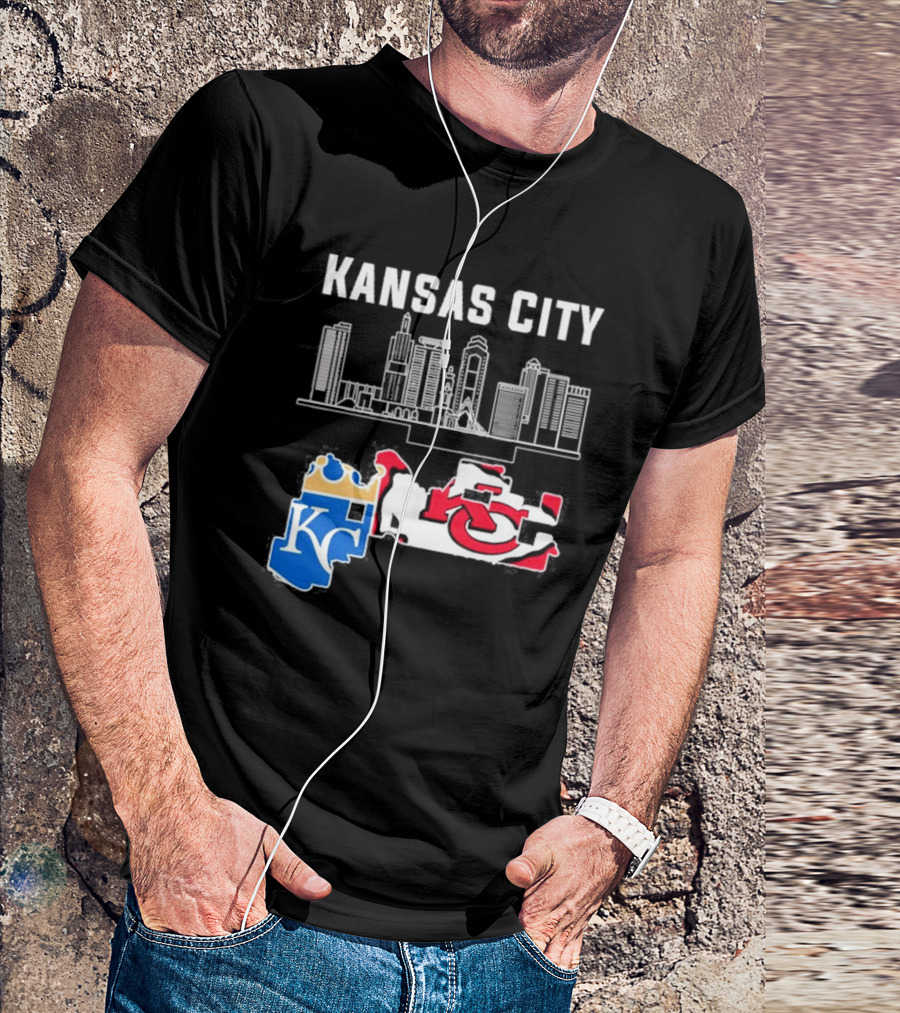 Kansas City Skyline KC Chiefs Royals Map T-Shirt