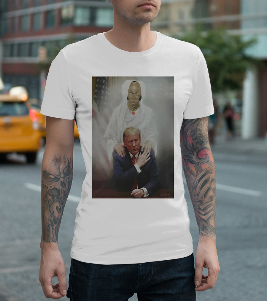 Yakub and Trump Iconic Painting with Flag Backdrop T-Shirt