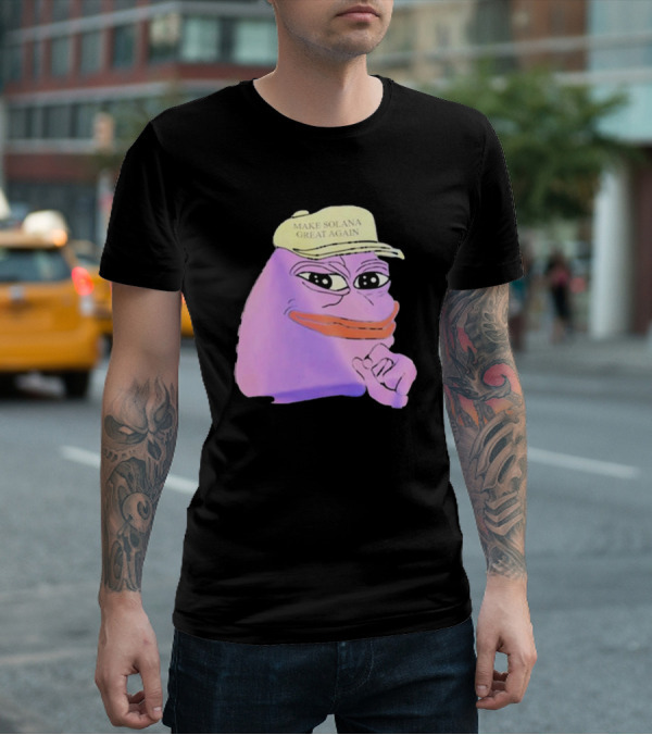 Purple Pepe Make Solana Great Again Hat T-Shirt
