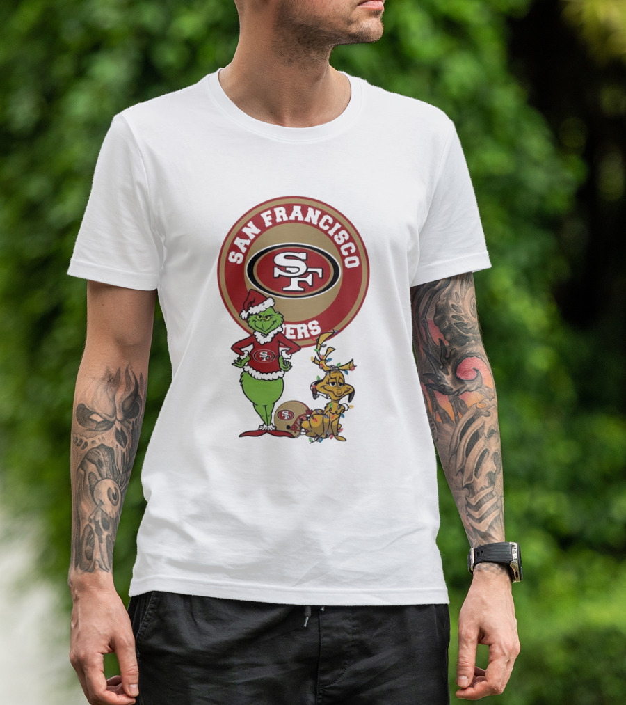Grinch And Max San Francisco 49ers Merry Christmas 2024 Football Fan Holiday T-Shirt