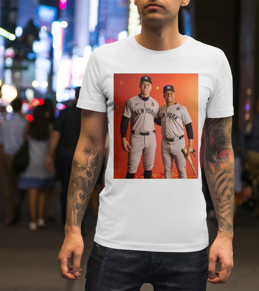 New York Yankees MLB Aaron Judge Juan Soto Yankees Game 1 World Series T-Shirt