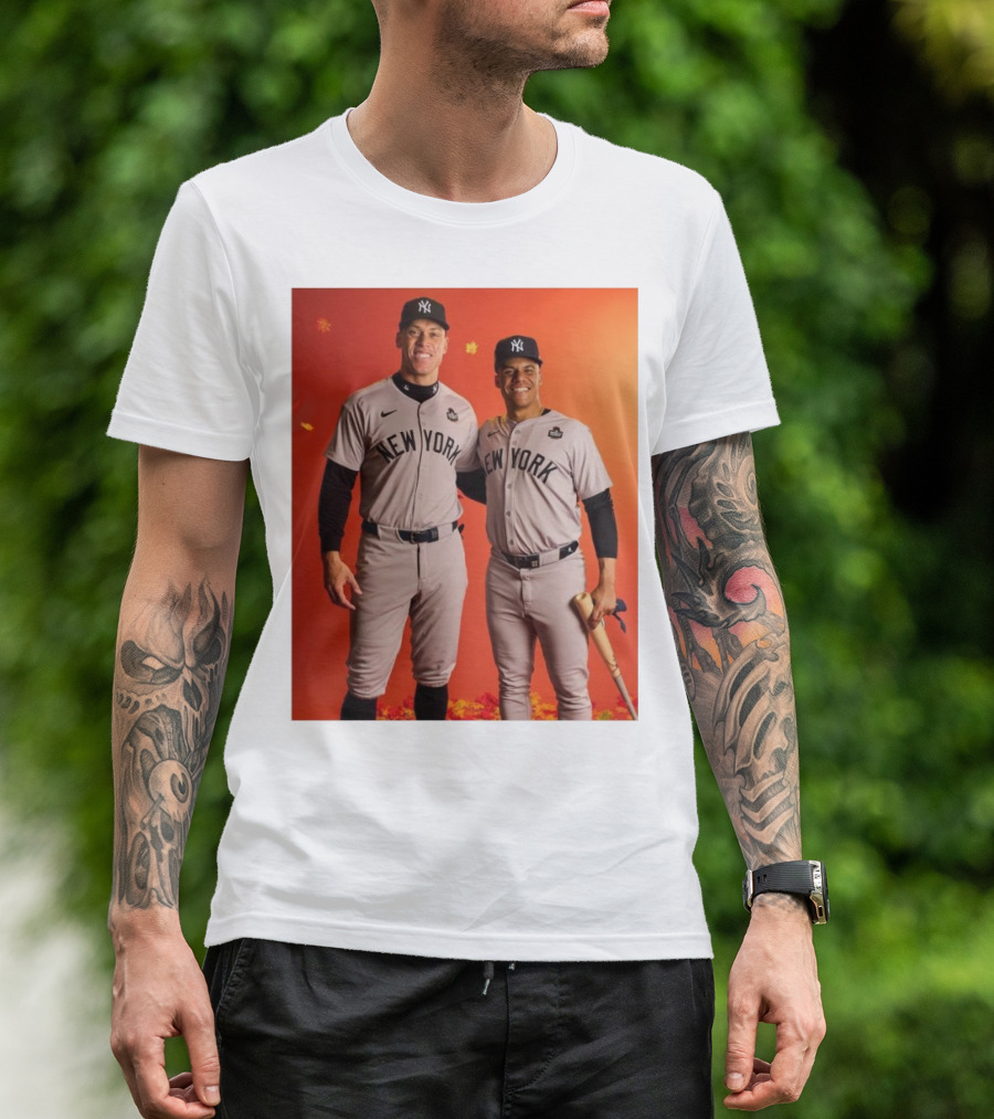 New York Yankees MLB Aaron Judge Juan Soto Yankees Game 1 World Series T-Shirt