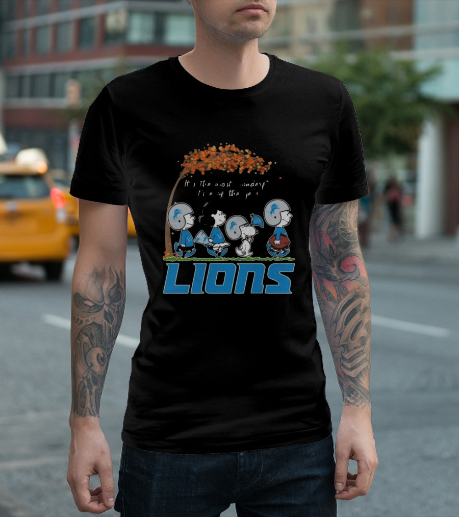Peanuts Characters It's The Most Wonderful Time Of The Year Detroit Lions T-Shirt