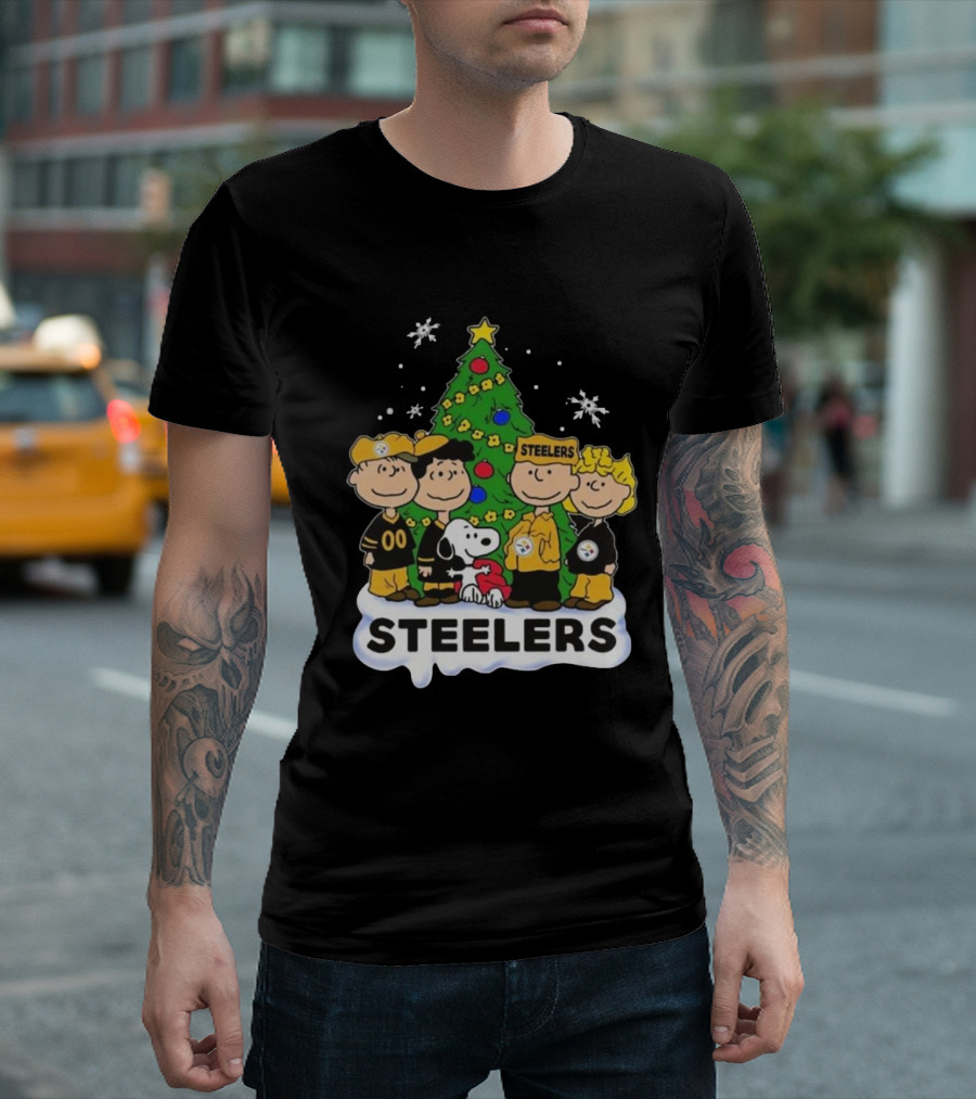Peanuts Characters Pittsburgh Steelers Christmas T-Shirt