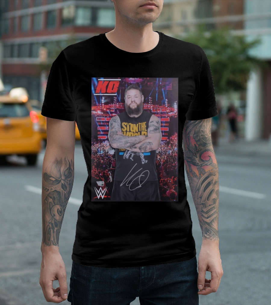 KO WWE Stun The World Framed Signature T-Shirt