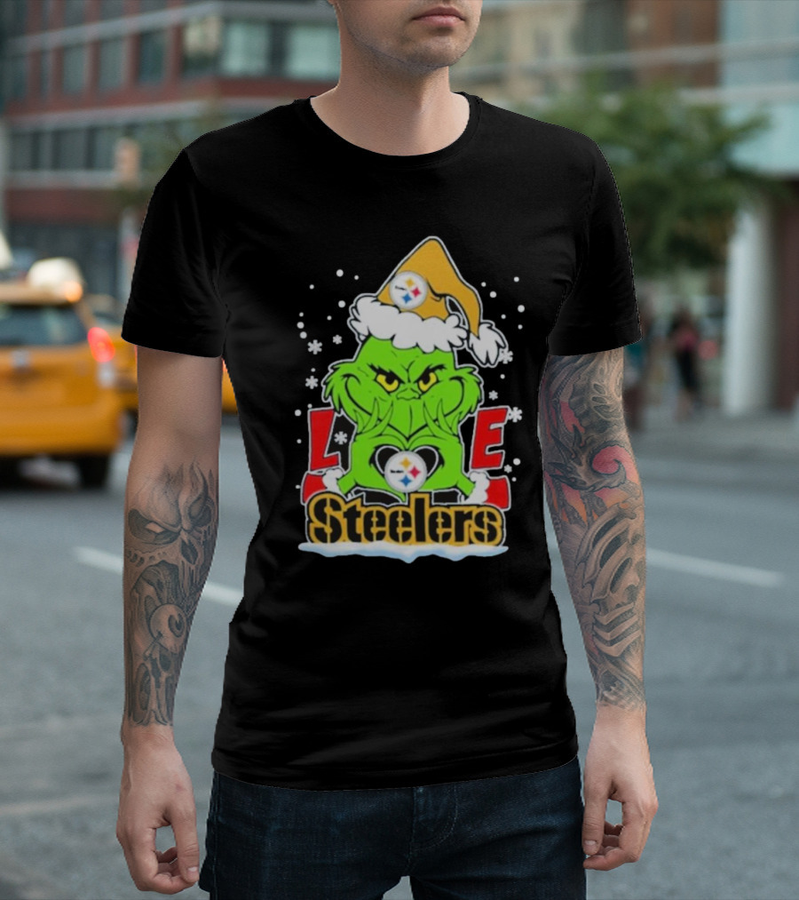 The Grinch Love Steelers Football Christmas T-Shirt