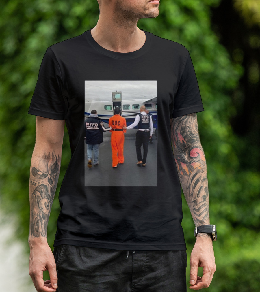 Nypd Police Escort Luigi Mangioni From Aircraft In New York City T-Shirt