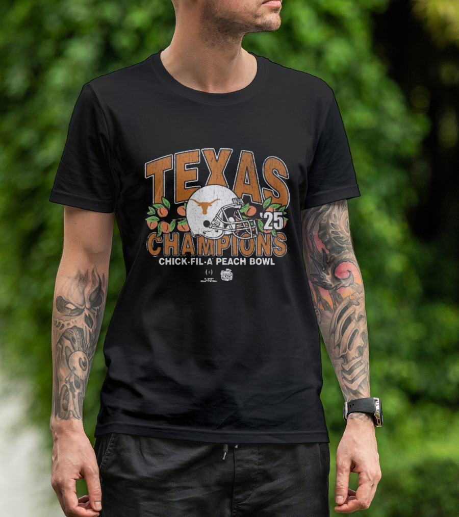 Texas Longhorns 2025 Chick-Fil-A Peach Bowl Champions College Football Playoff Vintage 25 Helmet Peaches T-Shirt
