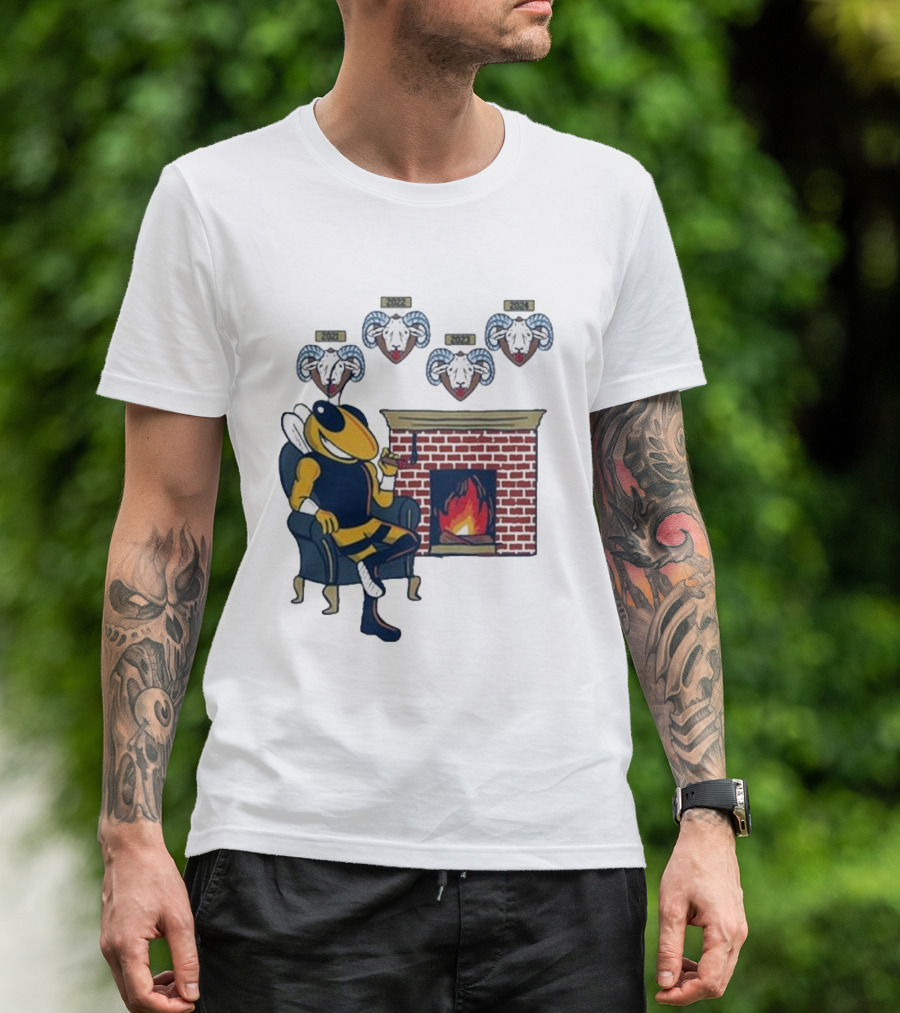 GT Mantel Pocket Yellow Jacket By Fireplace With Ram Trophies T-Shirt