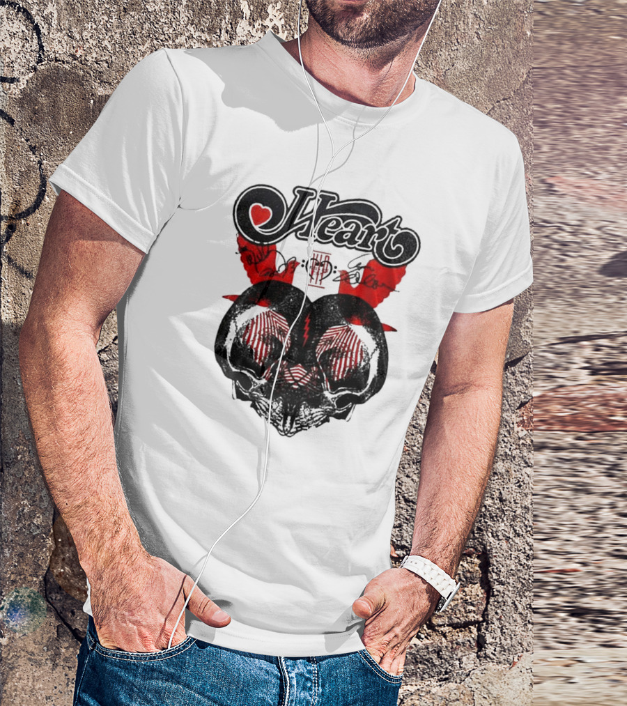 Heart Royal Flush Tour 2025 Playing Card Motif With Heart And Lightning Bolt T-Shirt
