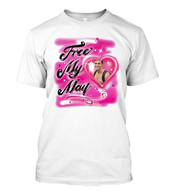 Free My Man Luigi Mangione Heart Pink Background T-Shirt